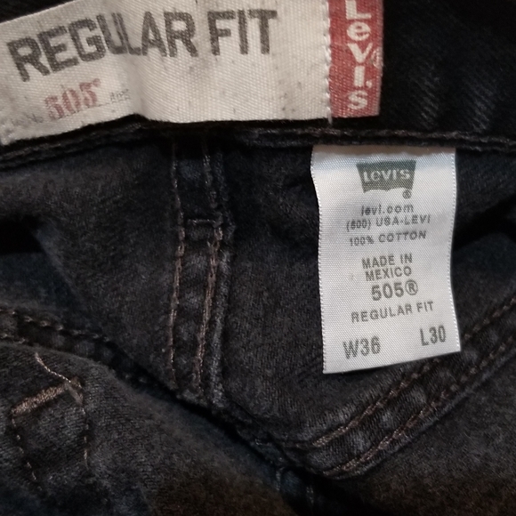 Levi's 505 Men's Regular Fit Black Denim Jeans 35x29 - Picture 6 of 14